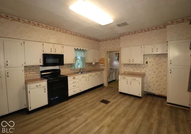 Photo 3 of Single family home for sale at 319 S Park Ave, Batesville, IN 47006 | MLS# 22130478 | Listing updated on 2026-10-08