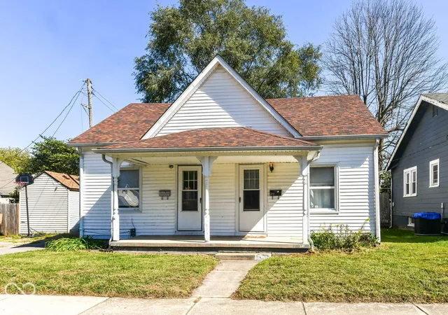 Photo 1 of Multi family home for sale at 24 Elliott St, Shelbyville, IN 46176 | MLS# 22130520 | Listing updated on 2026-10-12