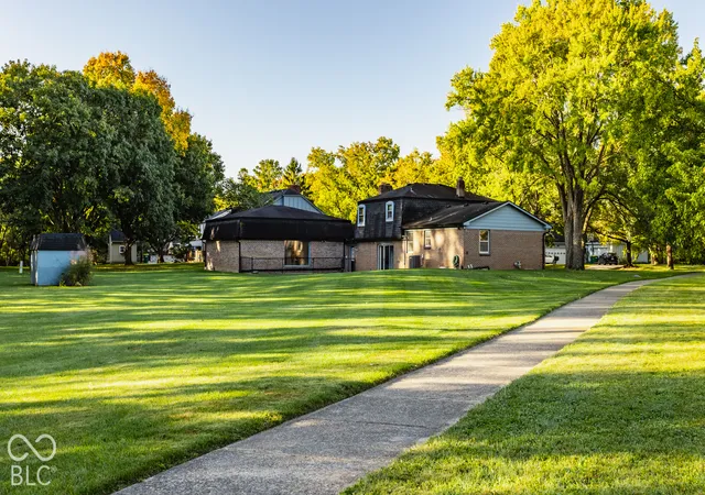 Photo 2 of Single family home for sale at 8959 Rexford Rd, Indianapolis, IN 46260 | MLS# 22130522 | Listing updated on 2026-10-09