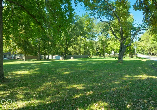 Photo 1 of Land for sale at 9110 E Thompson Rd, Indianapolis, IN 46239 | MLS# 22130525 | Listing updated on 2026-10-09