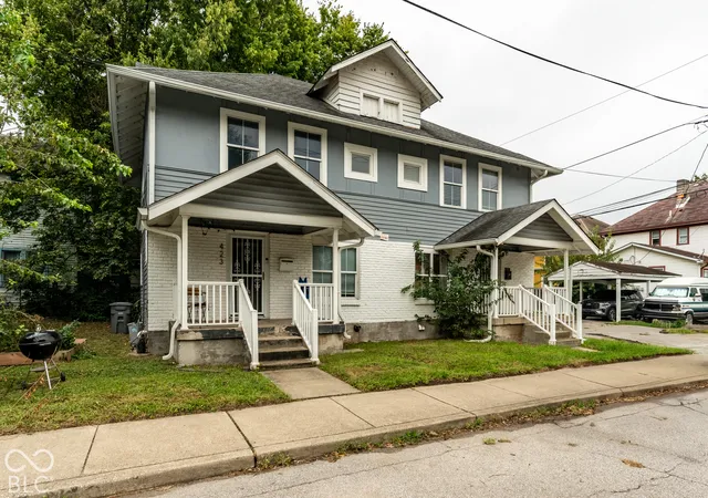 Photo 1 of House for sale at 421 E 33rd Street, Indianapolis, IN 46205 | MLS# 22130526 | Listing updated on 2026-10-09