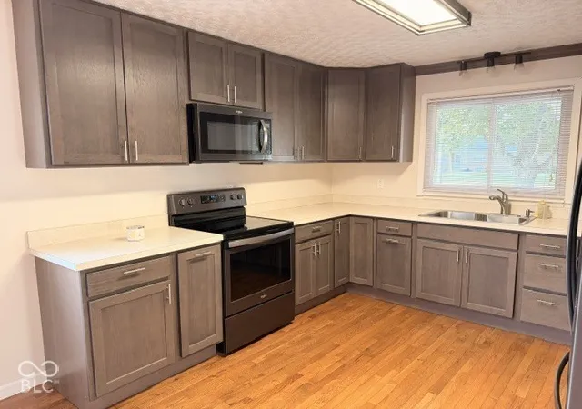 Photo 4 of Single family home for sale at 315 E Willard Ave, Rushville, IN 46173 | MLS# 22130546 | Listing updated on 2026-10-26