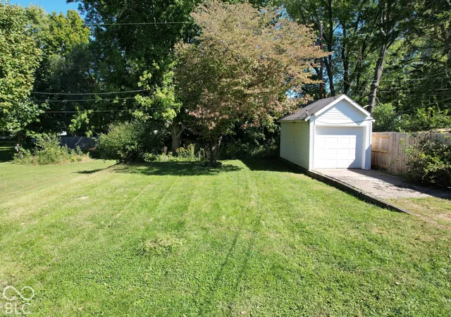 Photo 3 of Single family home for sale at 308 E Columbia St, Attica, IN 47918 | MLS# 22130553 | Listing updated on 2026-10-08