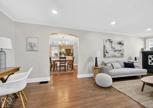 Photo 4 of Single family home for sale at 4710 Winthrop Ave, Indianapolis, IN 46205 | MLS# 22130558 | Listing updated on 2026-10-09