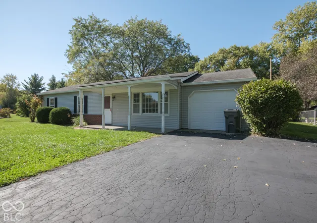 Photo 3 of Single family home for sale at 6932 Tousley Dr, Indianapolis, IN 46256 | MLS# 22130564 | Listing updated on 2026-10-23