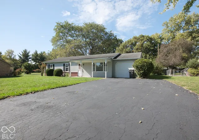 Photo 3 of Single family home for sale at 6932 Tousley Dr, Indianapolis, IN 46256 | MLS# 22130564 | Listing updated on 2026-10-23