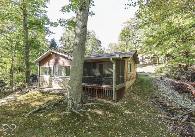 Photo 4 of Single family home for sale at 8285 S Lilly Ln, Nineveh, IN 46164 | MLS# 22130575 | Listing updated on 2026-10-08