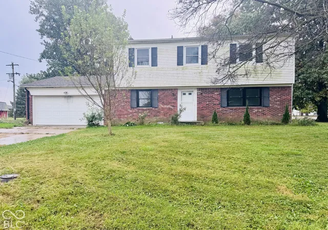 Photo 2 of Single family home for sale at 1315 W Grant St, Thorntown, IN 46071 | MLS# 22130581 | Listing updated on 2026-10-26