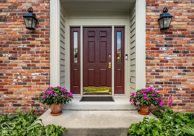 Photo 3 of Sale Pending at 11821 Sand Dollar Ct, Indianapolis, IN 46256 | MLS# 22130588 | Listing updated on 2026-10-10