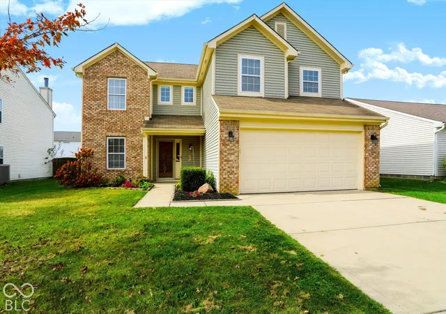 Photo 1 of Single family home for sale at 14226 Gentry Dr, Fishers, IN 46038 | MLS# 22130599 | Listing updated on 2026-10-27