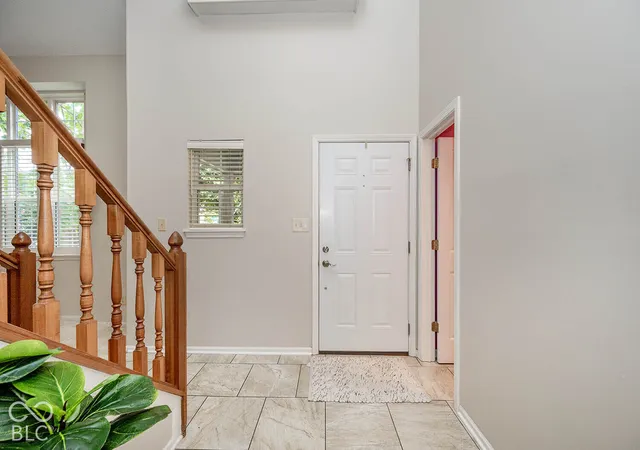 Photo 4 of Single family home for sale at 6573 Quail Run, Fishers, IN 46038 | MLS# 22130605 | Listing updated on 2026-10-26