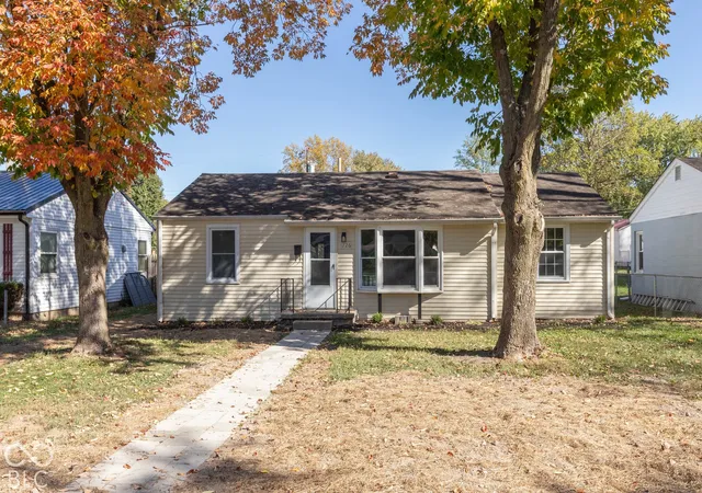 Single family home for sale at 726 Emerson Dr, Seymour, IN 47274 | MLS# 22130606 | Listing updated on 2026-10-26