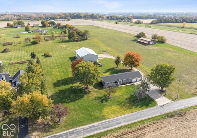 Photo 2 of Single family home for sale at 8962 S 750 West, Pendleton, IN 46064 | MLS# 22130608 | Listing updated on 2026-10-29