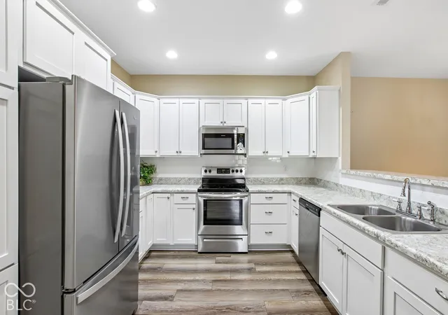 Photo 4 of Condo for sale at 4201 Payne Dr, Plainfield, IN 46168 | MLS# 22130610 | Listing updated on 2026-10-17