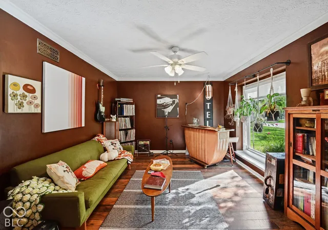 Photo 3 of Single family home for sale at 651 Hawthorne Dr, Carmel, IN 46033 | MLS# 22130621 | Listing updated on 2026-10-23