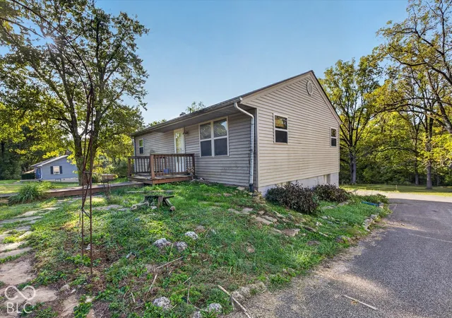 Photo 3 of Single family home for sale at 4203 W Arlington Rd, Bloomington, IN 47404 | MLS# 22130624 | Listing updated on 2026-10-27