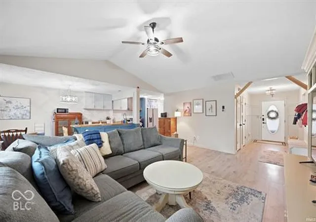Photo 4 of Single family home for sale at 1480 Hedge, Greenfield, IN 46140 | MLS# 22130625 | Listing updated on 2026-10-08