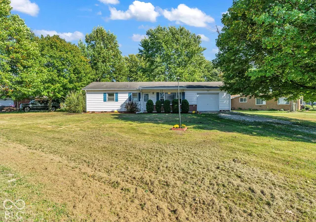 Photo 3 of Single family home for sale at 801 North Ln, Linden, IN 47955 | MLS# 22130628 | Listing updated on 2026-10-08