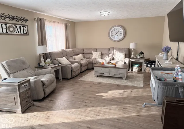 Photo 1 of Single family home for sale at 1217 N Jason Ln, Rushville, IN 46173 | MLS# 22130647 | Listing updated on 2026-10-26