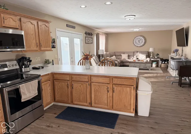 Photo 3 of Single family home for sale at 1217 N Jason Ln, Rushville, IN 46173 | MLS# 22130647 | Listing updated on 2026-10-26