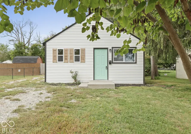 Photo 1 of Single family home for sale at 1938 N Alton Ave, Indianapolis, IN 46222 | MLS# 22130654 | Listing updated on 2026-10-09