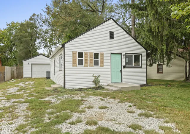Photo 3 of Single family home for sale at 1938 N Alton Ave, Indianapolis, IN 46222 | MLS# 22130654 | Listing updated on 2026-10-09