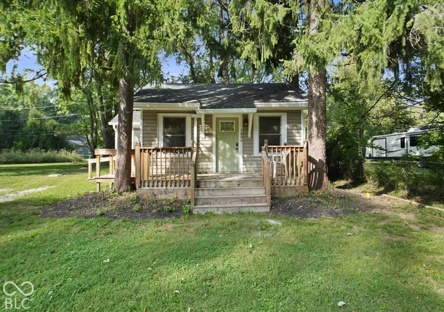 Photo 2 of Single family home for sale at 1804 E 67th Street, Indianapolis, IN 46220 | MLS# 22130655 | Listing updated on 2026-10-08