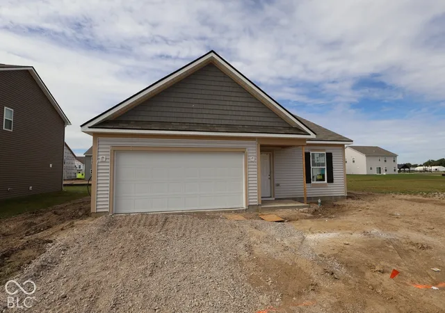 Photo 2 of Single family home for sale at 3934 Teakmill Trl, Indianapolis, IN 46239 | MLS# 22130661 | Listing updated on 2026-10-08