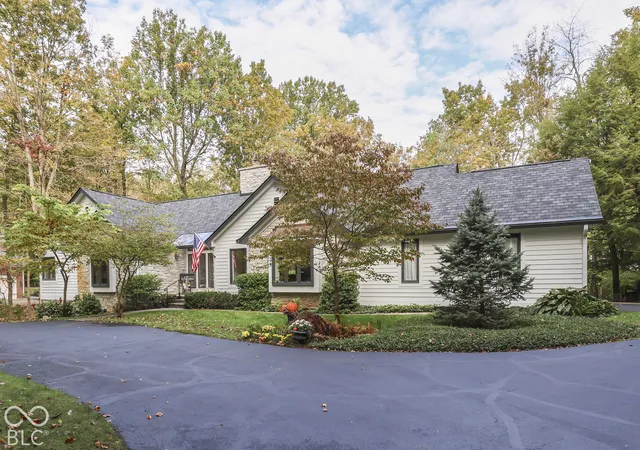 Photo 4 of Single family home for sale at 9056 Woodacre Blvd S Dr, Indianapolis, IN 46234 | MLS# 22130666 | Listing updated on 2026-10-10