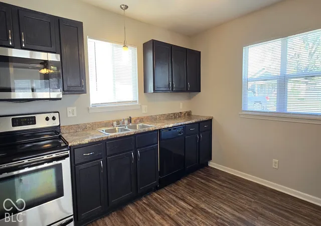 Photo 4 of Single family home for sale at 538 S Temple Ave, Indianapolis, IN 46203 | MLS# 22130669 | Listing updated on 2026-10-10