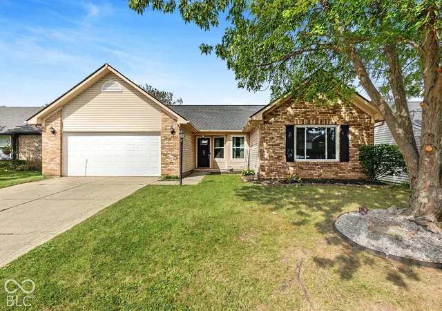 Single family home for sale at 214 E Pine Ridge Dr, Westfield, IN 46074 | MLS# 22130676