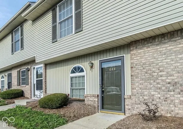 Photo 1 of Condo for sale at 644 E Sherwood Hills Dr, Bloomington, IN 47401 | MLS# 22130683 | Listing updated on 2026-10-09