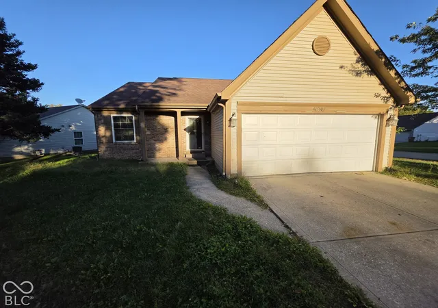 Photo 2 of Single family home for sale at 5001 Falcon Grv Dr, Indianapolis, IN 46254 | MLS# 22130690 | Listing updated on 2026-10-11