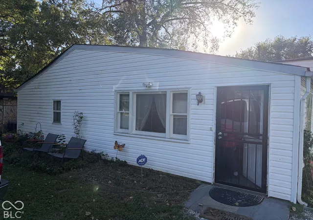 Photo 2 of Single family home for sale at 824 Corrill St, Indianapolis, IN 46221 | MLS# 22130698 | Listing updated on 2026-10-09