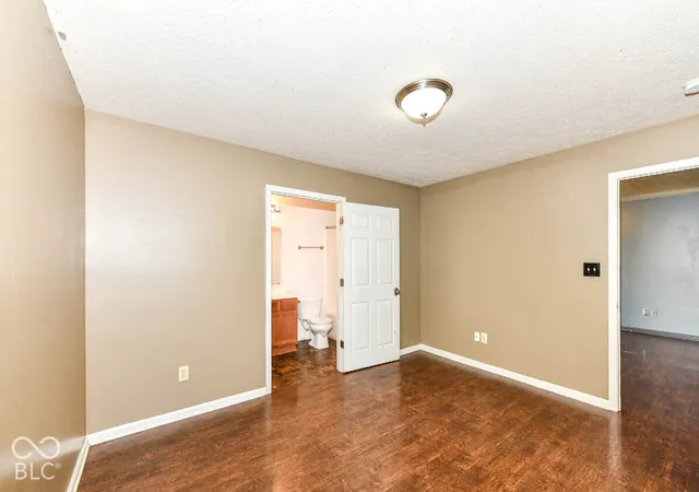 Photo 4 of Single family home for sale at 6281 Kelsey Dr, Indianapolis, IN 46268 | MLS# 22130712 | Listing updated on 2026-10-10