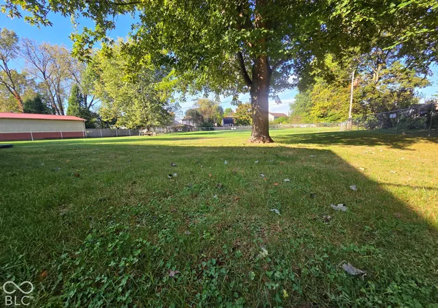 Photo 4 of Single family home for sale at 6614 Weil Dr, Brownsburg, IN 46112 | MLS# 22130713 | Listing updated on 2026-10-26