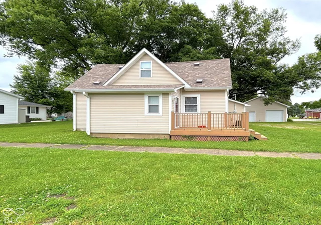 Photo 1 of Single family home for sale at 311 B St S, Thorntown, IN 46071 | MLS# 22130715 | Listing updated on 2026-10-09