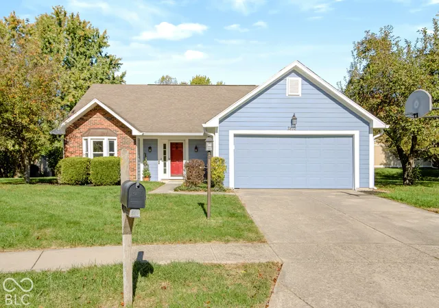 Photo 1 of Single family home for sale at 7812 Ashton Pl, Fishers, IN 46038 | MLS# 22130716 | Listing updated on 2026-10-10