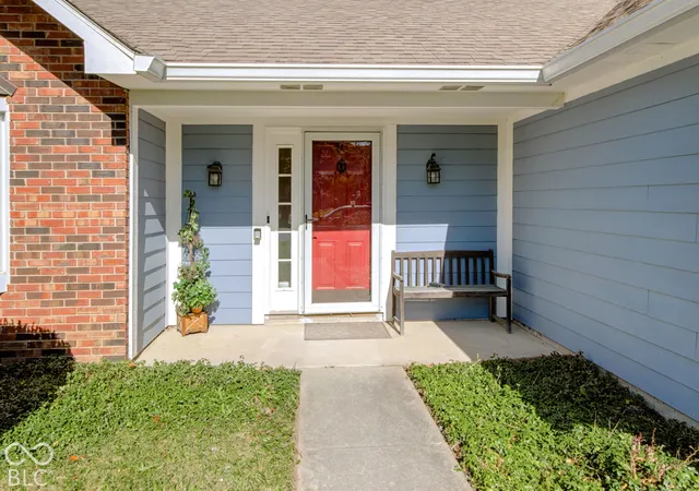 Photo 3 of Single family home for sale at 7812 Ashton Pl, Fishers, IN 46038 | MLS# 22130716 | Listing updated on 2026-10-10
