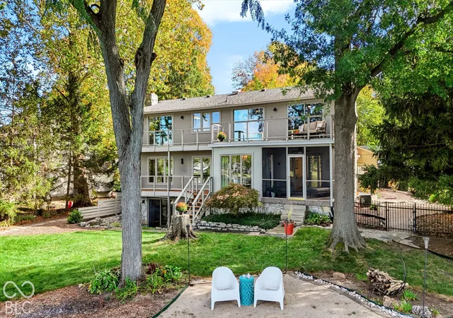Photo 2 of Single family home for sale at 11122 E Lakeshore Dr, Carmel, IN 46033 | MLS# 22130722 | Listing updated on 2026-10-27