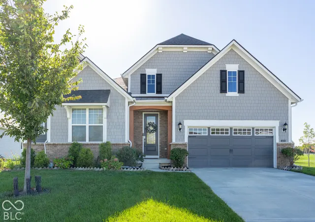Photo 1 of Single family home for sale at 14723 Legacy Oaks Dr, Carmel, IN 46032 | MLS# 22130725 | Listing updated on 2026-10-09