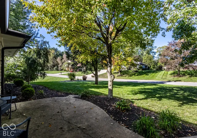 Photo 3 of Single family home for sale at 431 Shady Ln, Greenwood, IN 46142 | MLS# 22130737 | Listing updated on 2026-10-09