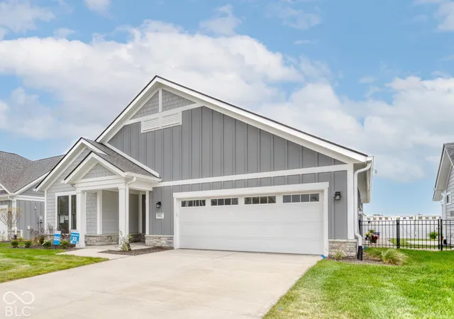 Photo 2 of Single family home for sale at 5945 Maple Glen Dr, Noblesville, IN 46062 | MLS# 22130746 | Listing updated on 2026-10-26
