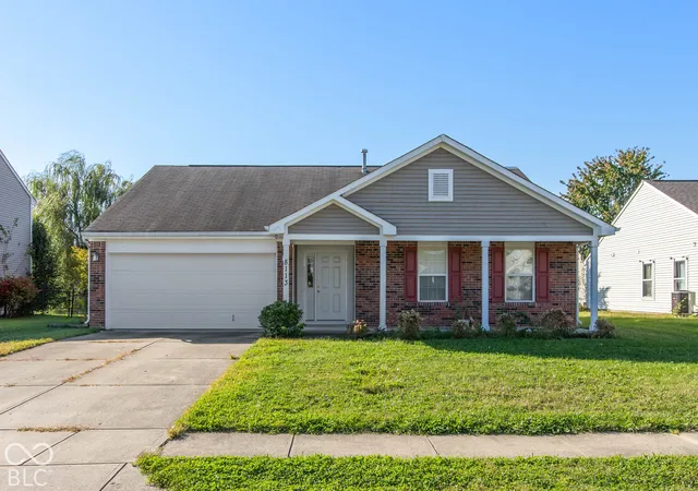 Single family home for sale at 8113 Sydney Ln, Avon, IN 46123 | MLS# 22130761