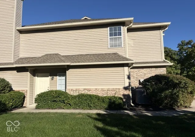 Photo 2 of Condo for sale at 11308 Fonthill Dr, Indianapolis, IN 46236 | MLS# 22130771 | Listing updated on 2026-10-19