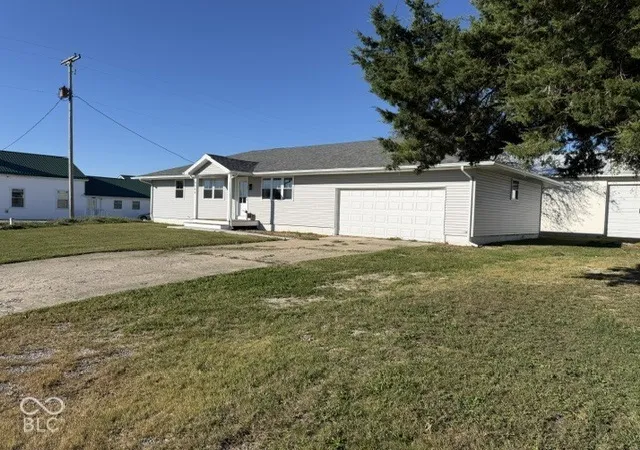 Photo 1 of Single family home for sale at 8499 S State Rd 71, Dana, IN 47847 | MLS# 22130773 | Listing updated on 2026-10-29