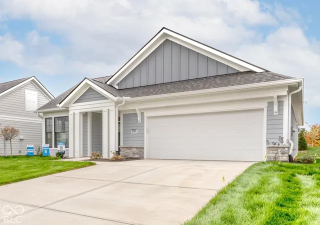 Photo 3 of Single family home for sale at 17295 Hickory Holw Ridge, Noblesville, IN 46062 | MLS# 22130792 | Listing updated on 2026-10-26