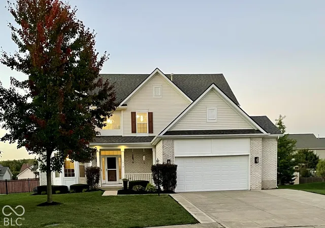 Single family home for sale at 1314 Flt Wood Ct, Brownsburg, IN 46112 | MLS# 22130796