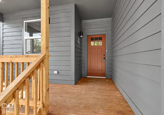Photo 4 of Single family home for sale at 4650 Crittenden Ave, Indianapolis, IN 46205 | MLS# 22130810 | Listing updated on 2026-10-22
