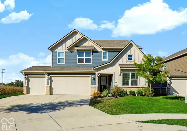 Photo 1 of Sale Pending at 6638 Sugar Crk Ln, Whitestown, IN 46075 | MLS# 22130819 | Listing updated on 2026-10-25